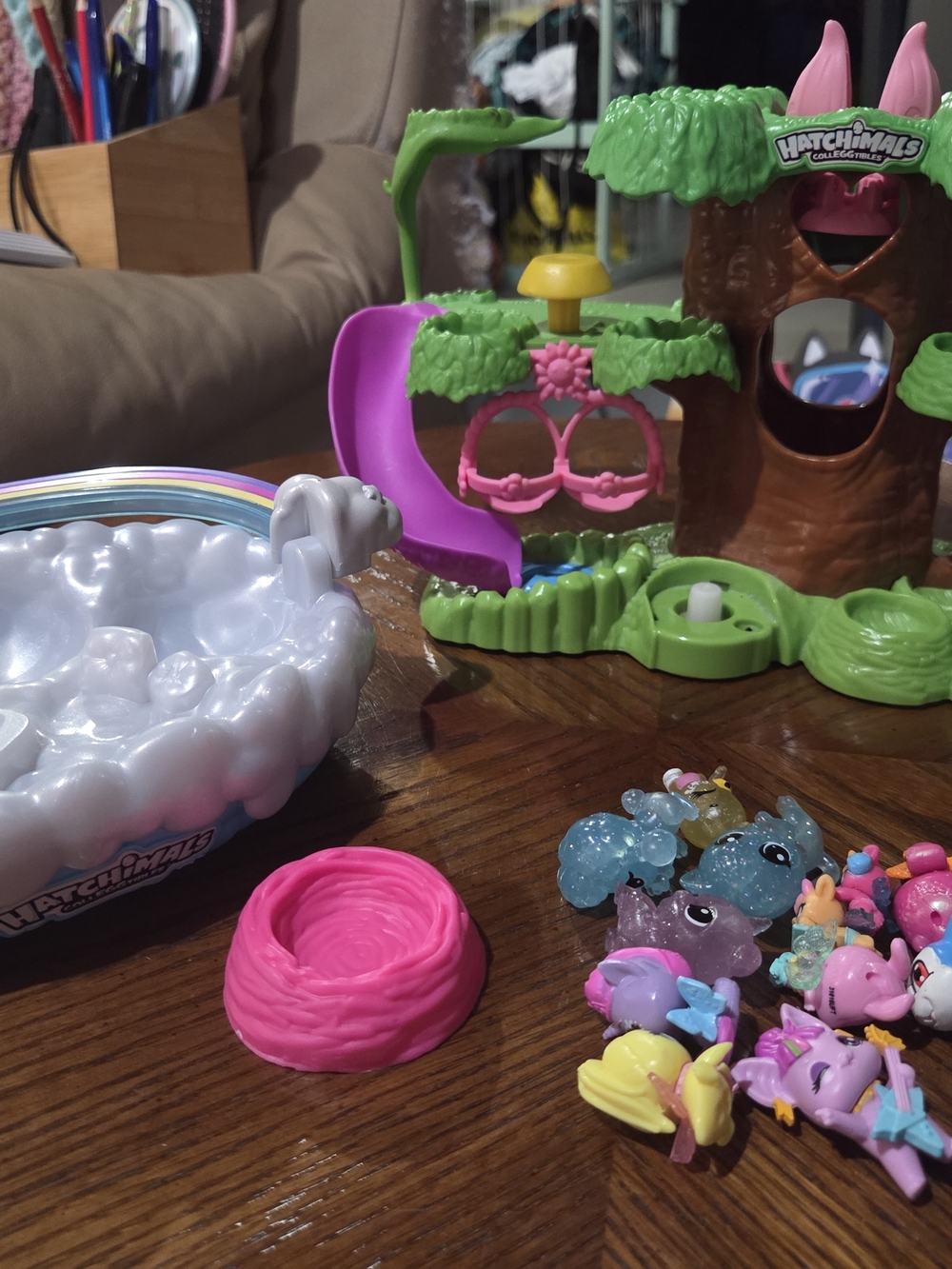 Hatchimals Treehouse & Accessories